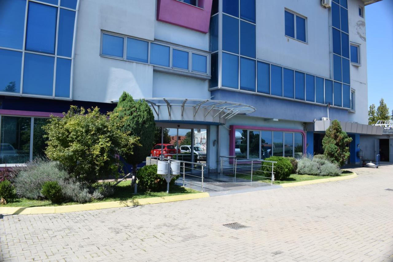 7Even Weddings & Events Ξενοδοχείο Στιπ Εξωτερικό φωτογραφία